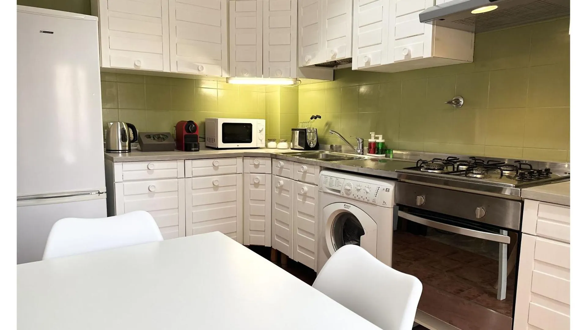 Bologna Central Station Apartment 0*,  إيطاليا