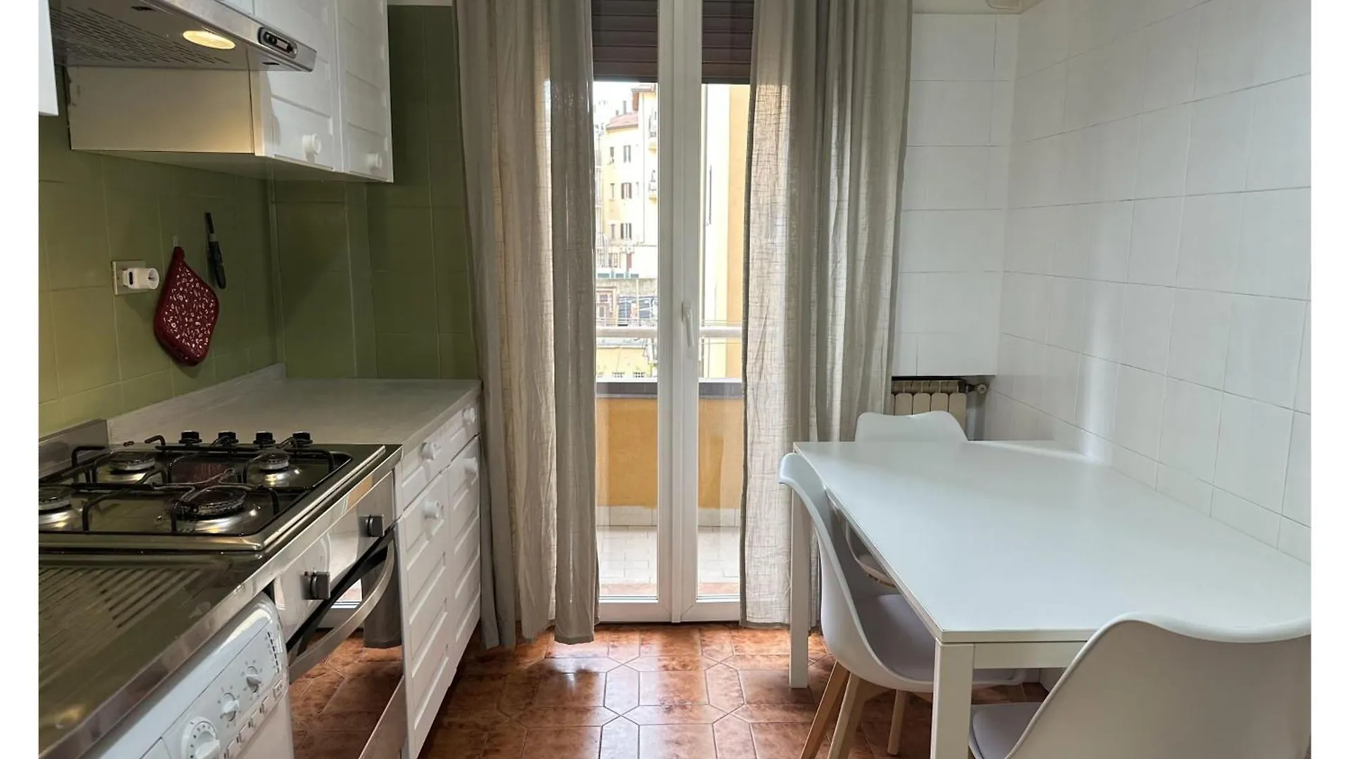 Bologna Central Station Apartment